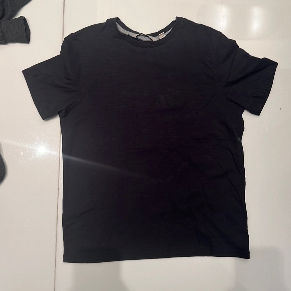 Joseph Abboud black T - Shirt great quality